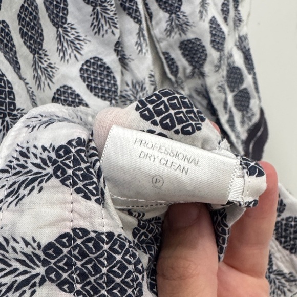 Tory Burch Navy and White Pineapple Tunic - Picture 6 of 6